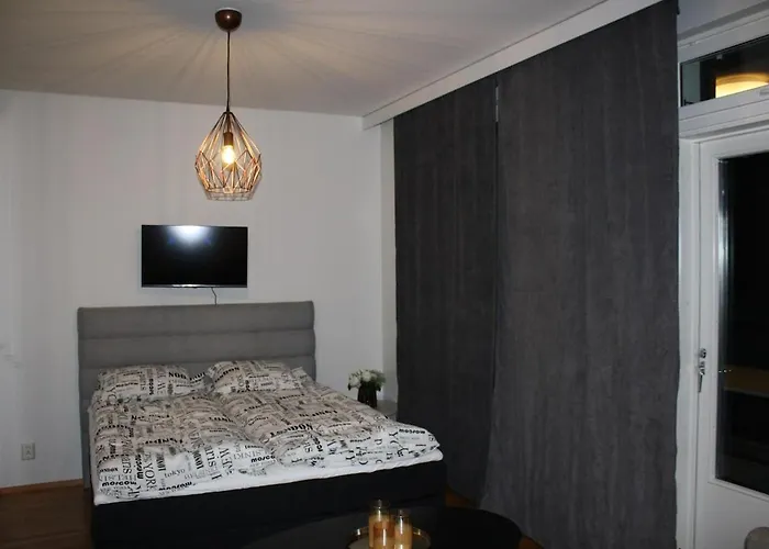 Cozy And Modern In A Location *